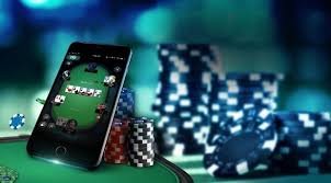 Meja roulette dan kartu kasino digital di aplikasi